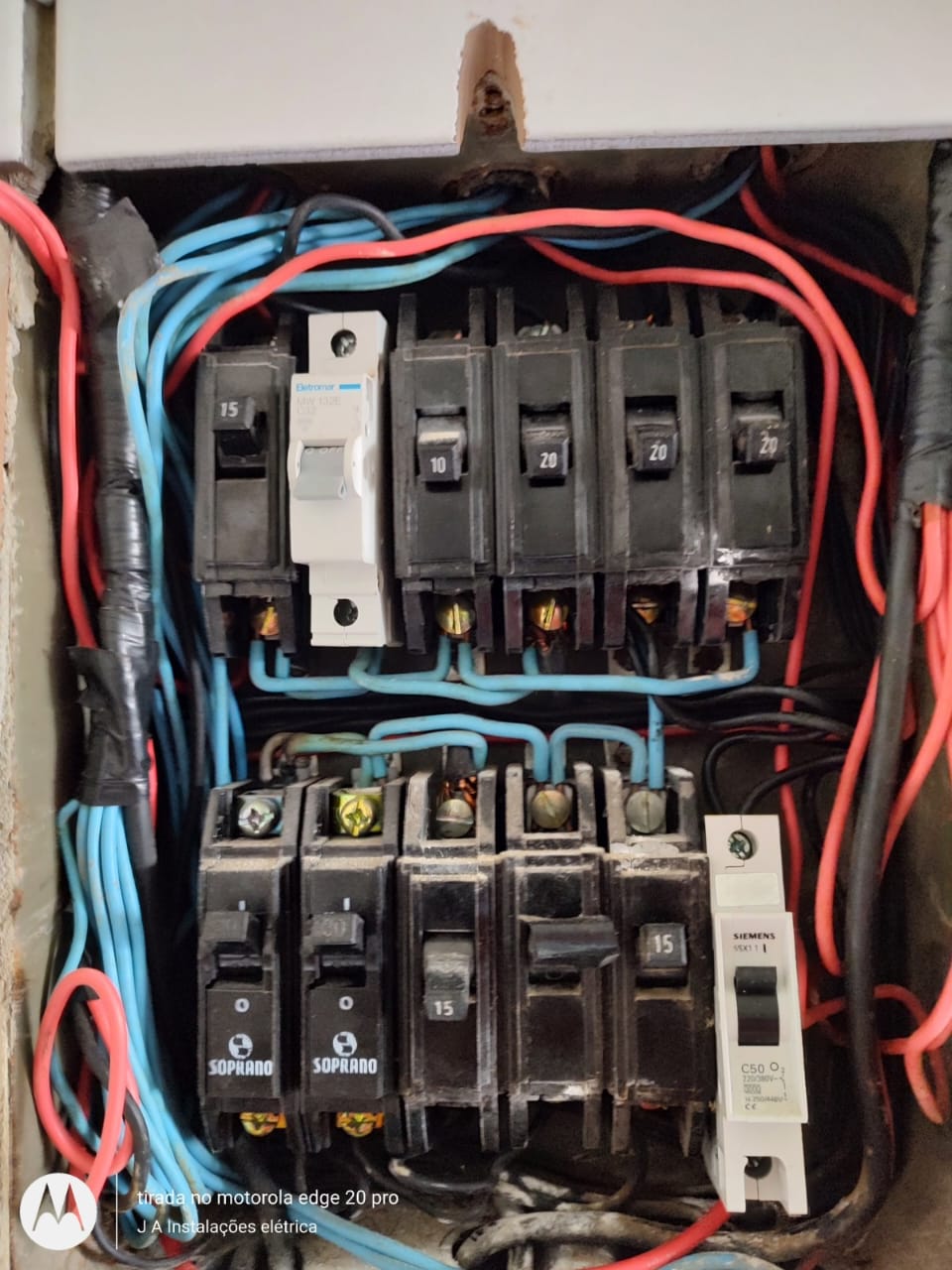JA Instalações Elétricas